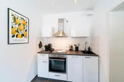 Küche/Küchenzeile in der Unterkunft Deluxe Koblenz Flat, Parken, Netflix, Ruhig