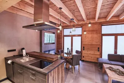 Küche/Küchenzeile in der Unterkunft Wellness Ferienhaus “Lotus II”