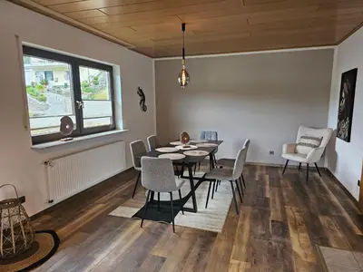 Ein Sitzbereich in der Unterkunft MV Römerlodge mit einmaligem Moselpanoramablick
