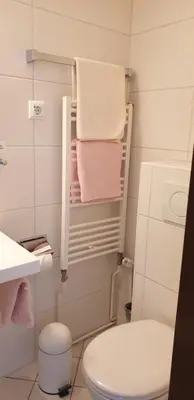 Ein Badezimmer in der Unterkunft Serwazi-Zenzen
