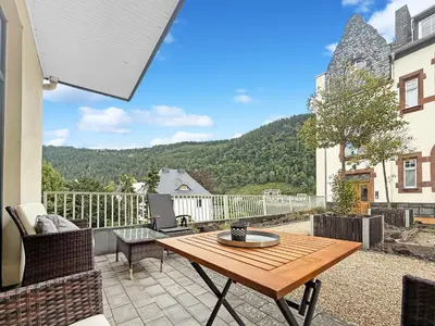 Ein allgemeiner Bergblick oder ein Berglick von der Ferienwohnung aus