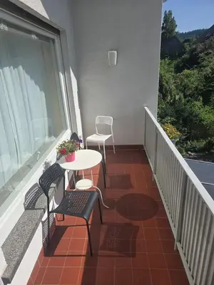 Ein Balkon oder eine Terrasse in der Unterkunft WX Home - Willkommen in Ihrer Ferienwohnung in Idar-Oberstein