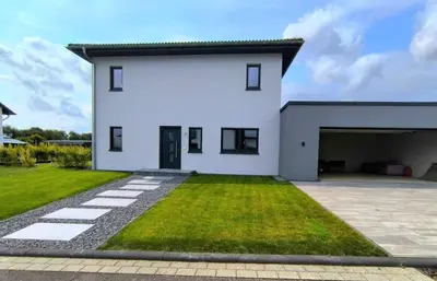 Das Gebäude in dem sich die Villa befindet