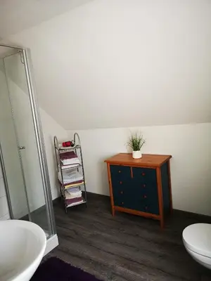 Ein Badezimmer in der Unterkunft Das blaue Haus
