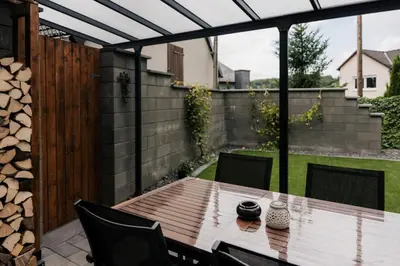 Ein Balkon oder eine Terrasse in der Unterkunft Ferienhaus Maarwinkel