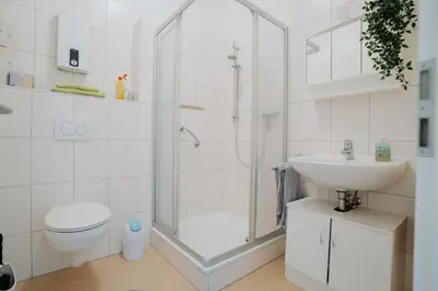 Ein Badezimmer in der Unterkunft Große Altbauwohnung in Boppard für 7 Gäste