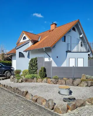 Das Gebäude in dem sich die Ferienwohnung befindet