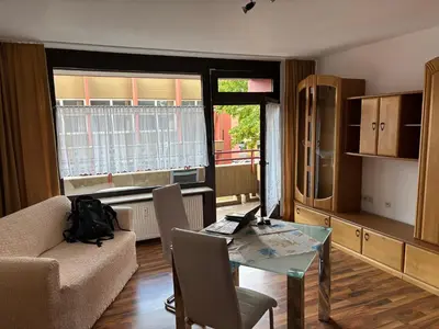 Ein Sitzbereich in der Unterkunft Ferienwohnung Studio 205 im Taunusblick