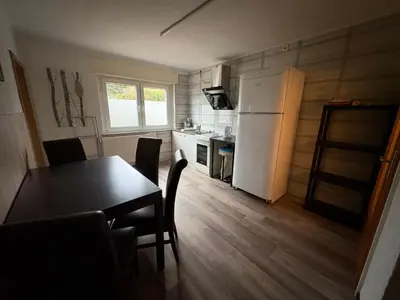 Küche/Küchenzeile in der Unterkunft Gusenburg H 14 für bis 8 Personen Monteurwohnung