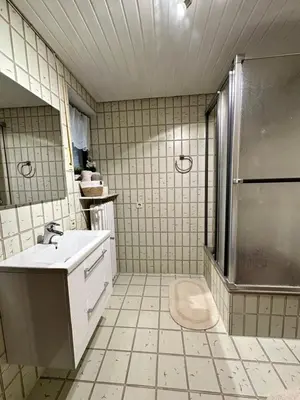 Ein Badezimmer in der Unterkunft Louis Haus