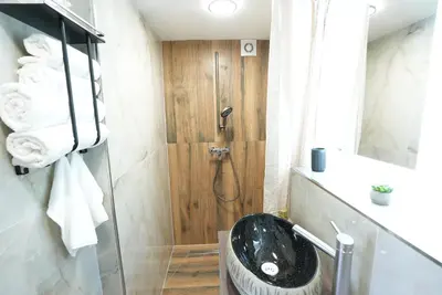 Ein Badezimmer in der Unterkunft Luxury Apartments - Wohnung IA - Modern & Elegant