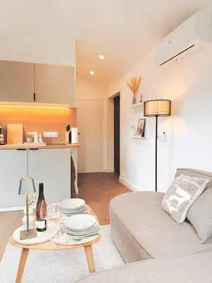 Ein Sitzbereich in der Unterkunft Eulennest Tiny House mit Whirlpool und Sauna