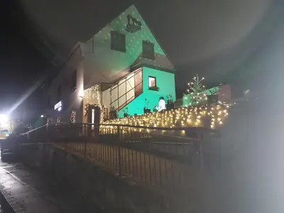 Das Gebäude in dem sich die Ferienwohnung befindet