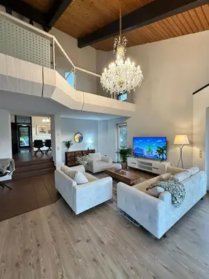 TV/Unterhaltungsangebot in der Unterkunft Luxury Wellness Villa mit Schlossblick - Sauna & Whirlpool
