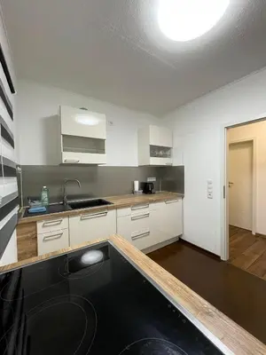 Küche/Küchenzeile in der Unterkunft Gemütliches DG-Apartment in Weißenthurm, Wohnung 4