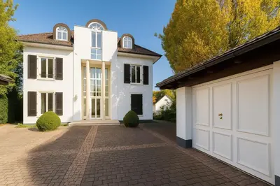 Das Gebäude in dem sich die Ferienwohnung befindet