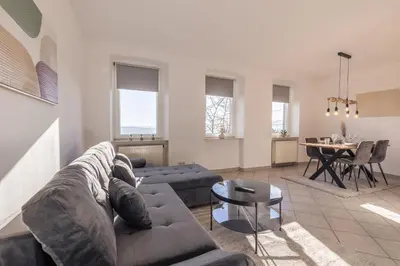 Ein Sitzbereich in der Unterkunft Basalt-Suite