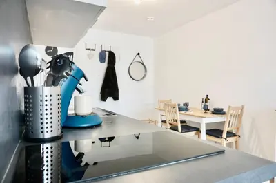 Grundriss der Unterkunft Gemütliches 1 Schlafzimmer Apartment mit Balkon & privatem Stellplatz für bis zu 4 Personen unmittelbar an der Mosel
