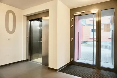 Grundriss der Unterkunft Gemütliches 1 Schlafzimmer Apartment mit Balkon & privatem Stellplatz für bis zu 4 Personen unmittelbar an der Mosel