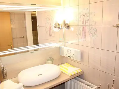 Ein Badezimmer in der Unterkunft Apartment Vulkaneifel by Interhome