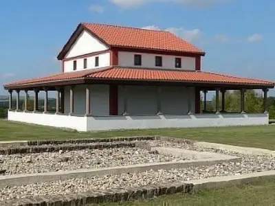 Das Gebäude in dem sich die Ferienwohnung befindet