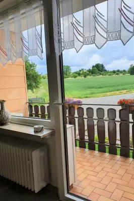 Ein Balkon oder eine Terrasse in der Unterkunft Holiday Home Naturblick by Interhome
