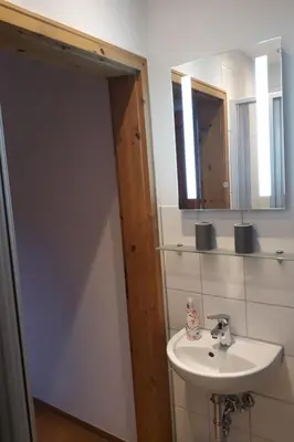 Ein Badezimmer in der Unterkunft Holiday Home Würzgarte by Interhome