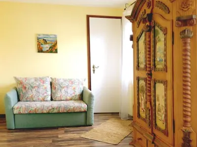 Ein Sitzbereich in der Unterkunft Apartment mit Balkon und Rheinblick by Interhome