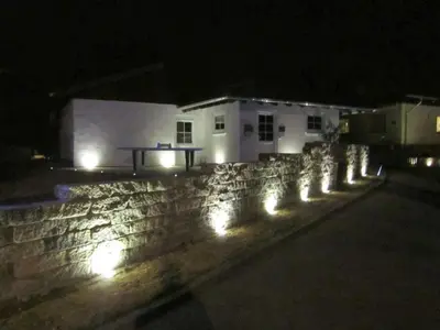 Das Gebäude in dem sich das Ferienhaus befindet