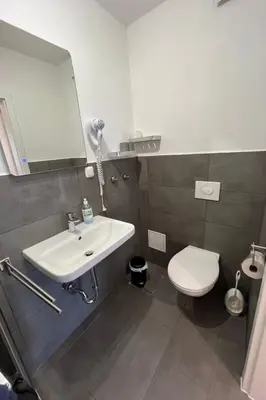 Ein Badezimmer in der Unterkunft Apartment Haus Budinger by Interhome