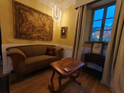 Ein Sitzbereich in der Unterkunft Chateau Suites - Schloss Malberg