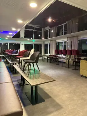 Ein Restaurant oder anderes Speiselokal in der Unterkunft Rhein Lahn Hotel