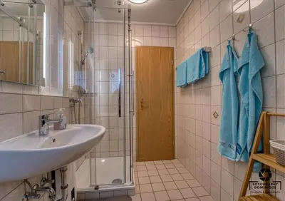 Ein Badezimmer in der Unterkunft Gästehaus Lydia