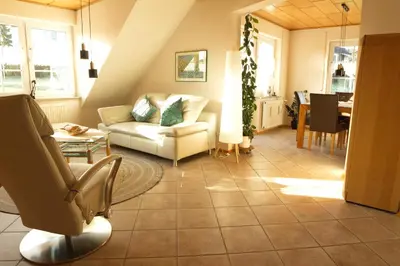 Ein Sitzbereich in der Unterkunft Ferienwohnung Frings