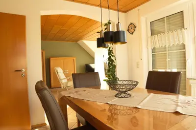 Ein Sitzbereich in der Unterkunft Ferienwohnung Frings
