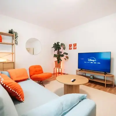 Hidden Tiny home Near City Center & The Mosel River