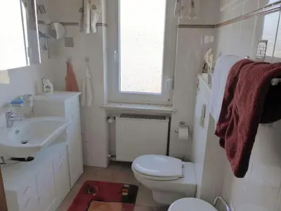 Ein Badezimmer in der Unterkunft Apartment Klein by Interhome