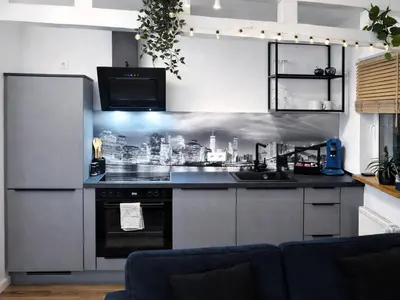 Küche/Küchenzeile in der Unterkunft NAVIA Vela Premium - Parkplatz, Boxspringbett & Balkon