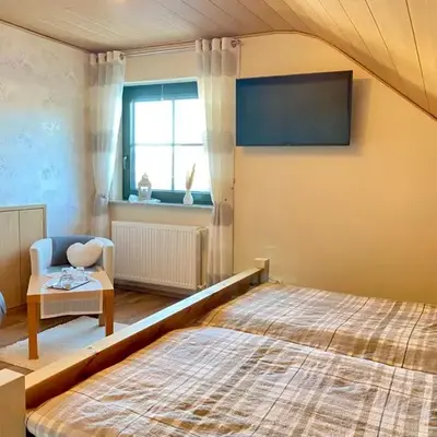 Zwei stilvolle Gästezimmer mit exklusivem Bad