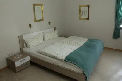 Ein Bett oder Betten in einem Zimmer der Unterkunft Pension Schiffer