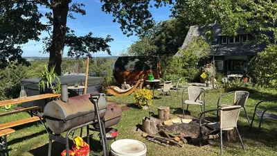 Ein Garten an der Unterkunft NATURRAUM - WELLNESSOASE am MITTELRHEINTAL
