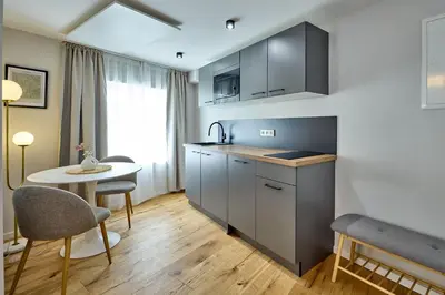 Küche/Küchenzeile in der Unterkunft Neu!!! Moselbleibe Stadthaus am Bärenbrunnen