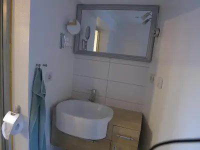 Ein Badezimmer in der Unterkunft Ferienwohnungen Haus Hinneres