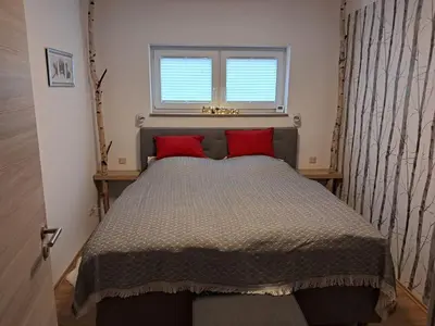 Ein Bett oder Betten in einem Zimmer der Unterkunft mosel-hikebike-Klosterblick