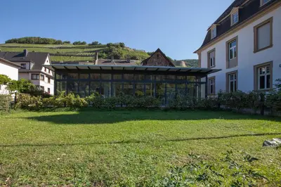 Ein Garten an der Unterkunft Guesthouse Altes Rathaus