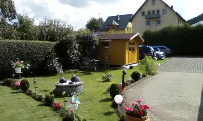 Ein Garten an der Unterkunft Haus Reitz