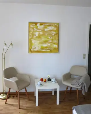 Ein Sitzbereich in der Unterkunft Haus von Hoegen
