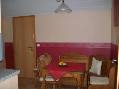 Ein Sitzbereich in der Unterkunft Ferienwohnung Mastiaux