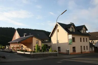 Das Gebäude in dem sich das Bed & Breakfast befindet