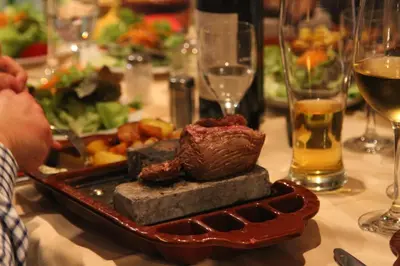 Essen im Hotel oder in der Nähe